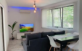 Nordic Style Apartment With Parking Place